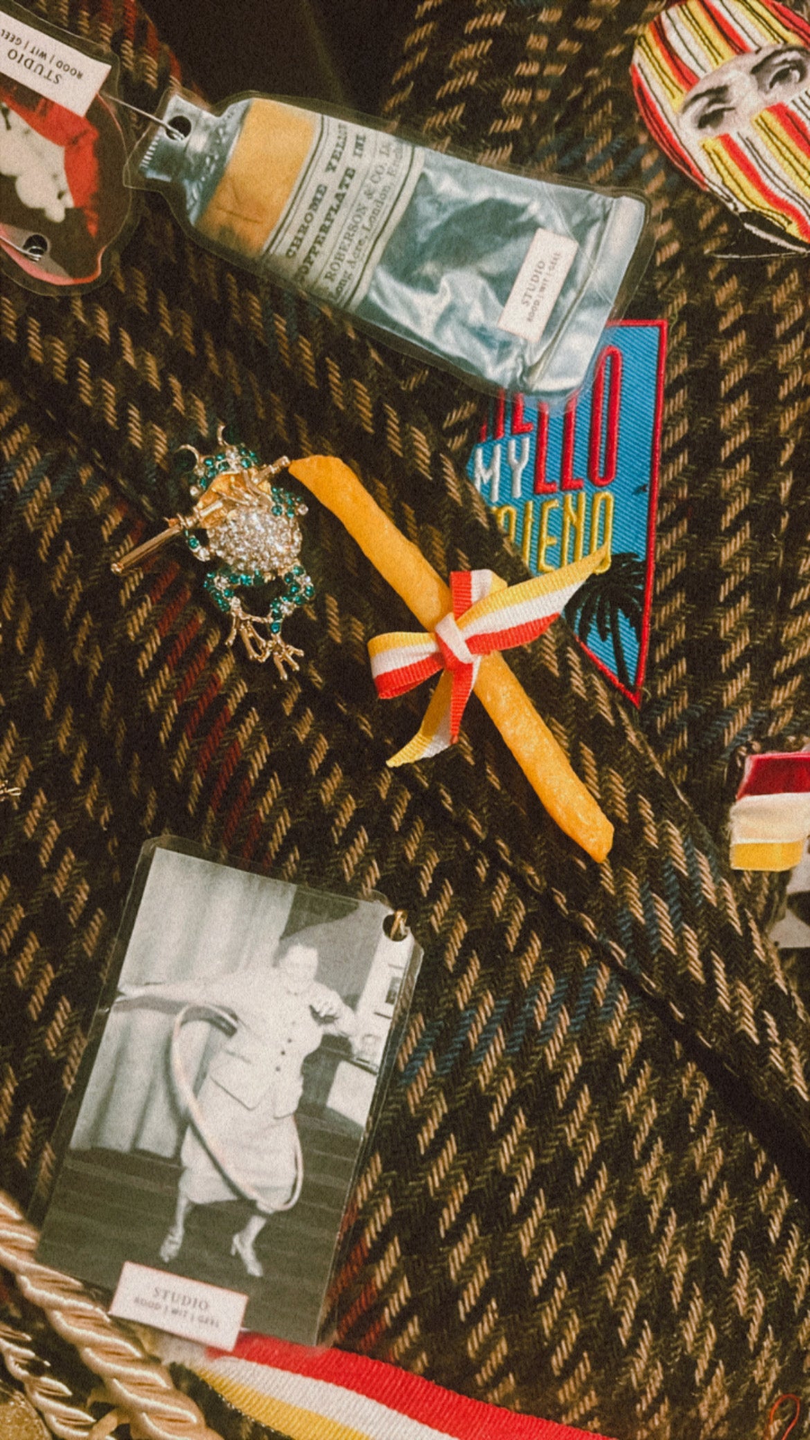 friet special broches (MET strik